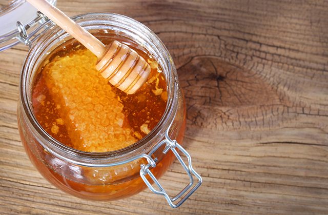 Khám phá quy trình lấy mật ong nguyên chất - Fresh.com.vn